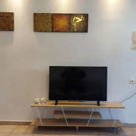 Johny Clara House